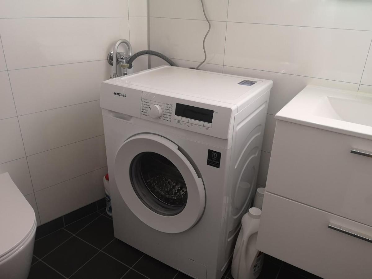 New 2 Bed Room Apartment In 哈尔登 外观 照片
